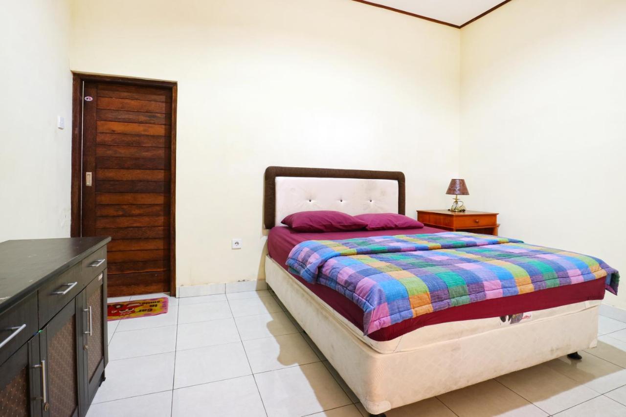 D'Abians House Hotel Ungasan  Exterior photo